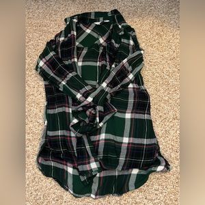 Old Navy Green Classic Button Up Shirt